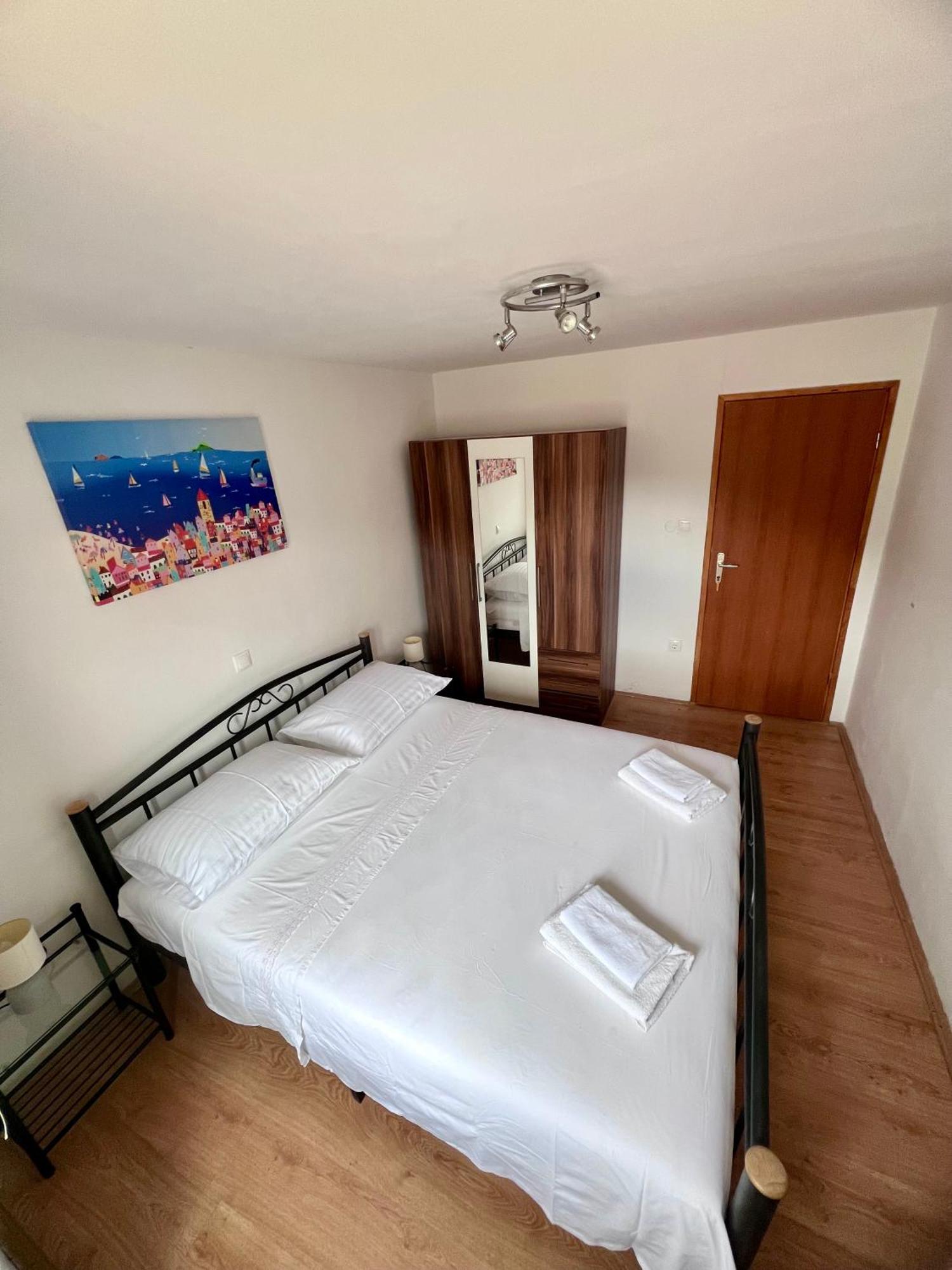 Apartment Tudor Nikola